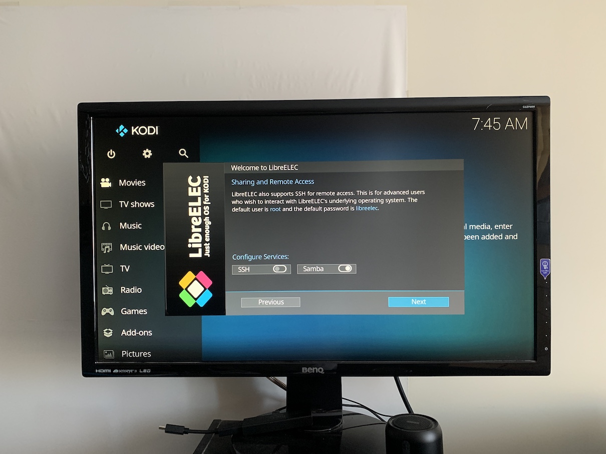 LibreELEC showing SSH and Samba configuration screen